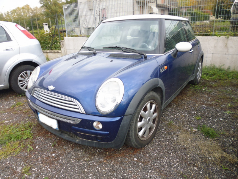 Mini Cooper R50 del 2002...