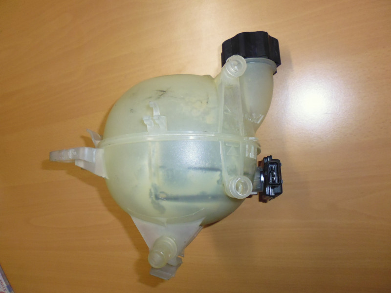 Vaschetta liquido radiatore...