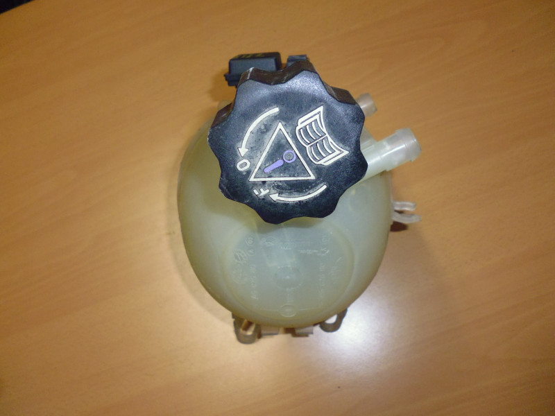 Vaschetta liquido radiatore...
