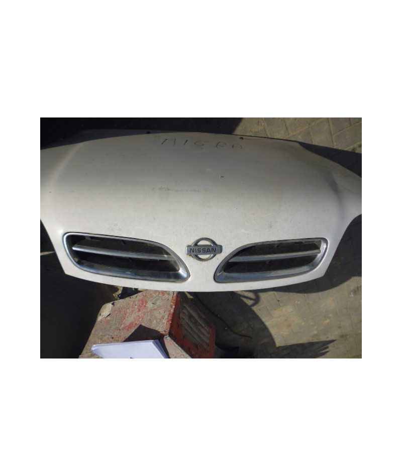 Cofano anteriore Nissan Micra.