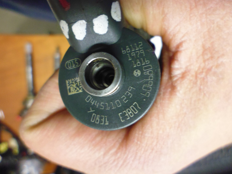 Iniettori Bosch 0445110239...